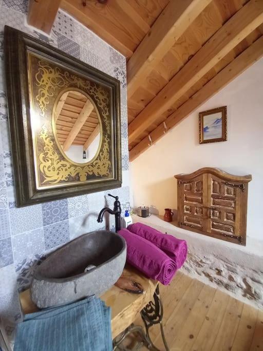Casita Con Encanto Tranquilidad Villavieja Del Lozoya Wi-Fi En Sierra De Madrid Y A 50 Minutos De Capital Eksteriør bilde